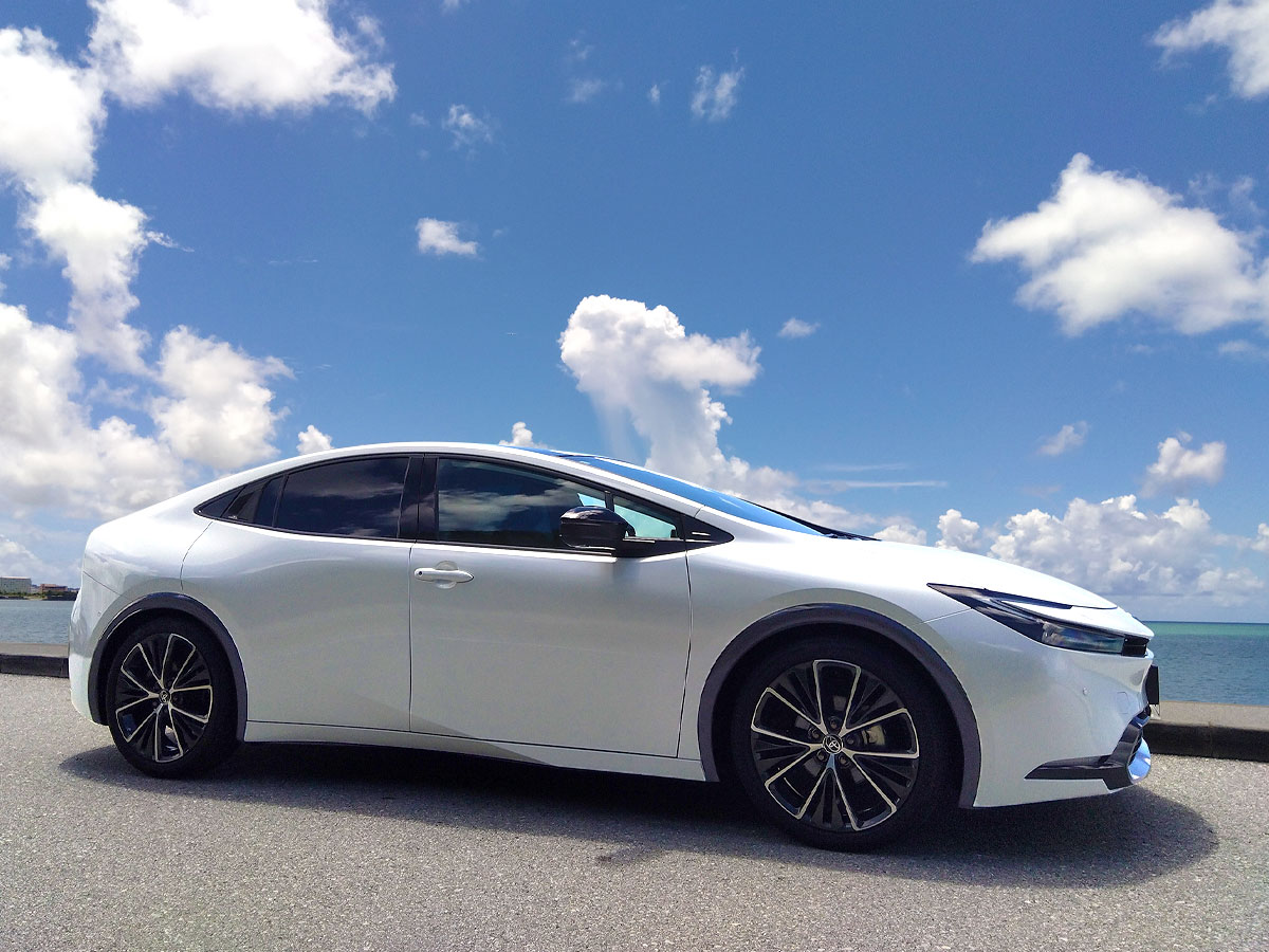 TOYOTA プリウス Zグレード