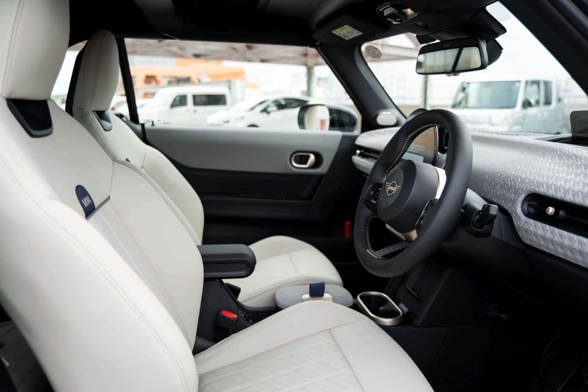 MINI COOPER コンバーチブル S(white) - 2