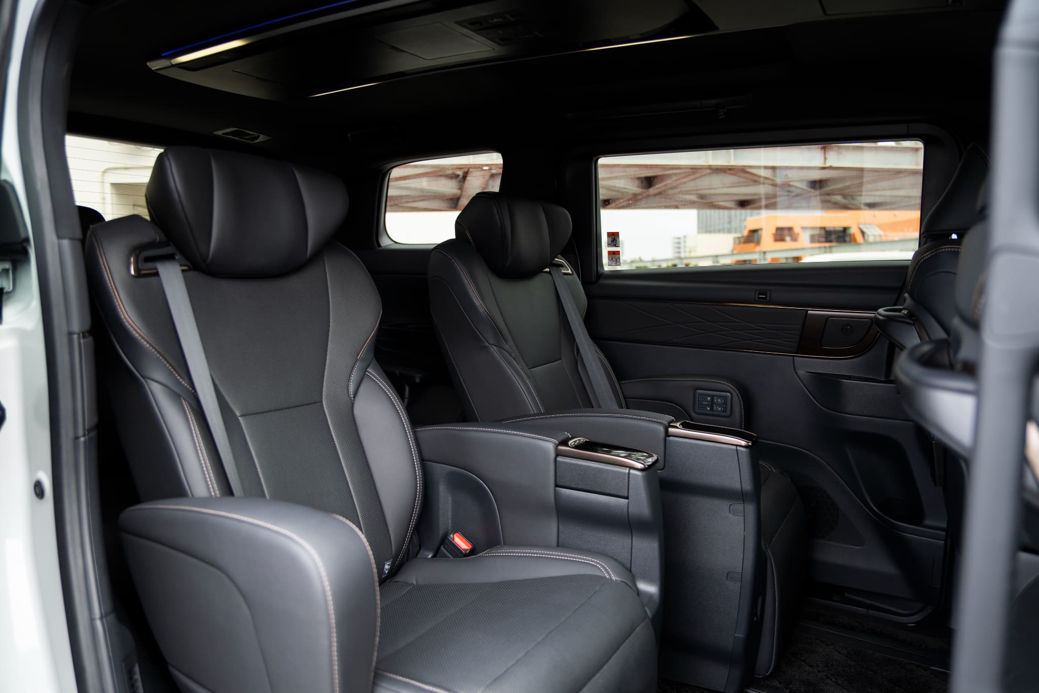 TOYOTA 新型アルファード Zグレード - 6