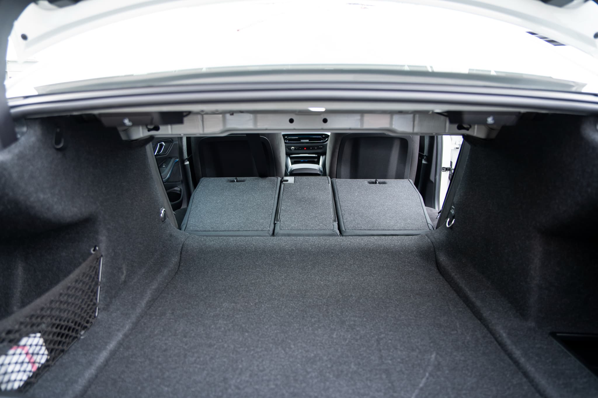 BMW 320i M Sports - 8