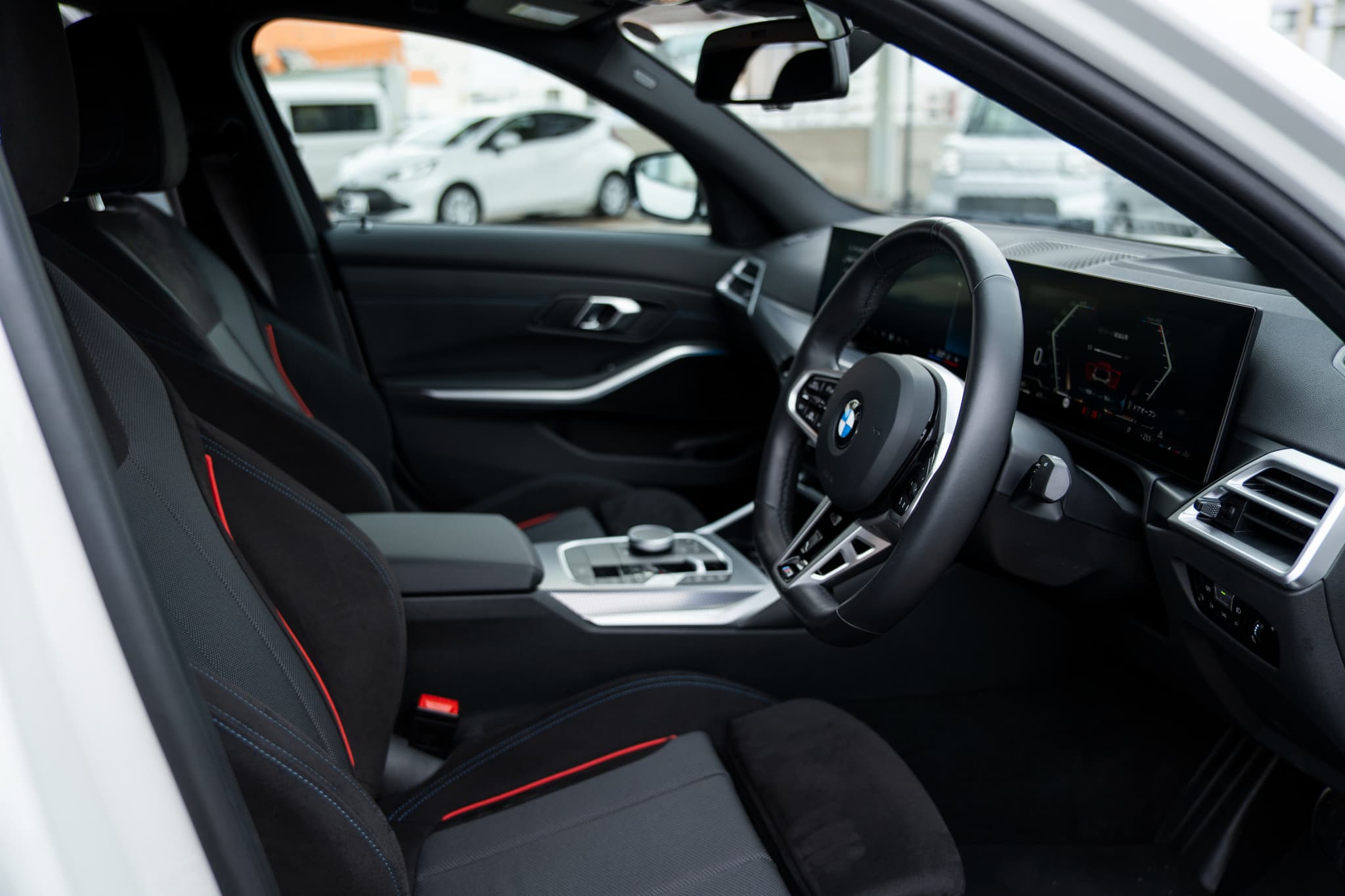 BMW 320i M Sports - 2