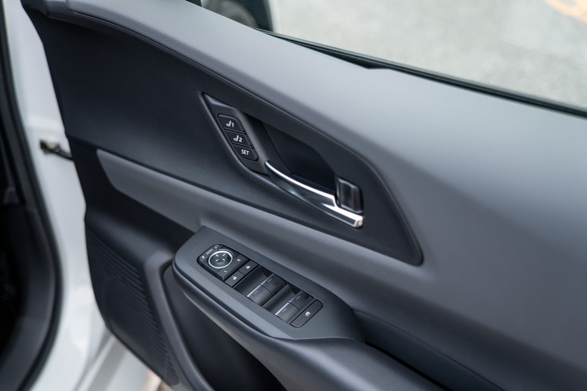 TOYOTA プリウス Zグレード - 5