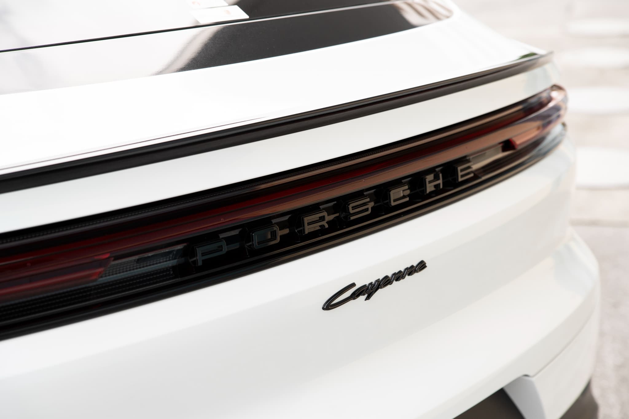 PORSCHE Cayenne E-Hybrid Coupe - 9
