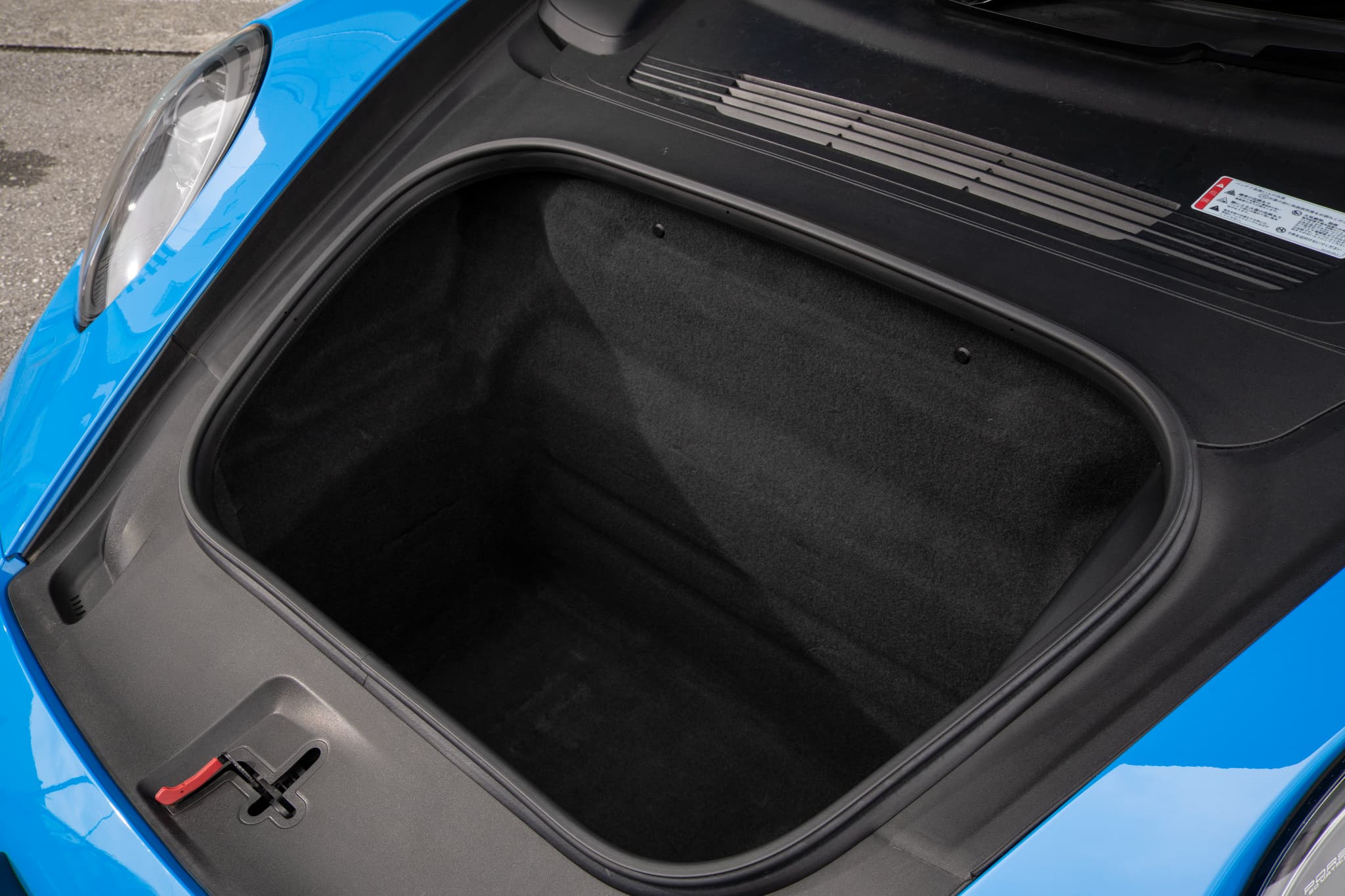 PORSCHE 911 Carrera 4 GTS Cabriolet - 8