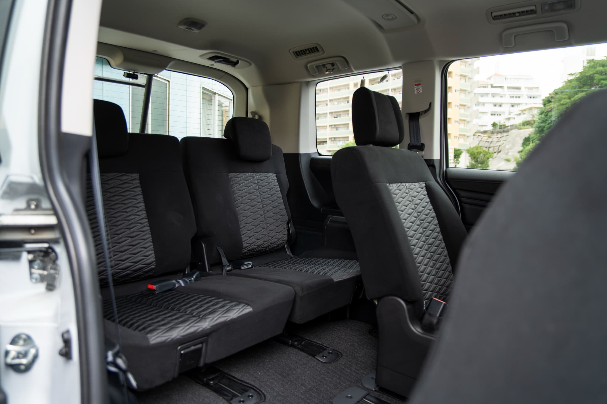 MITSUBISHI デリカD5 Pクレード カスタム仕様・4WD - 6