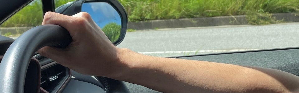 沖縄レンタカーで外車を乗りこなそう | ポルシェレンタカーガイド