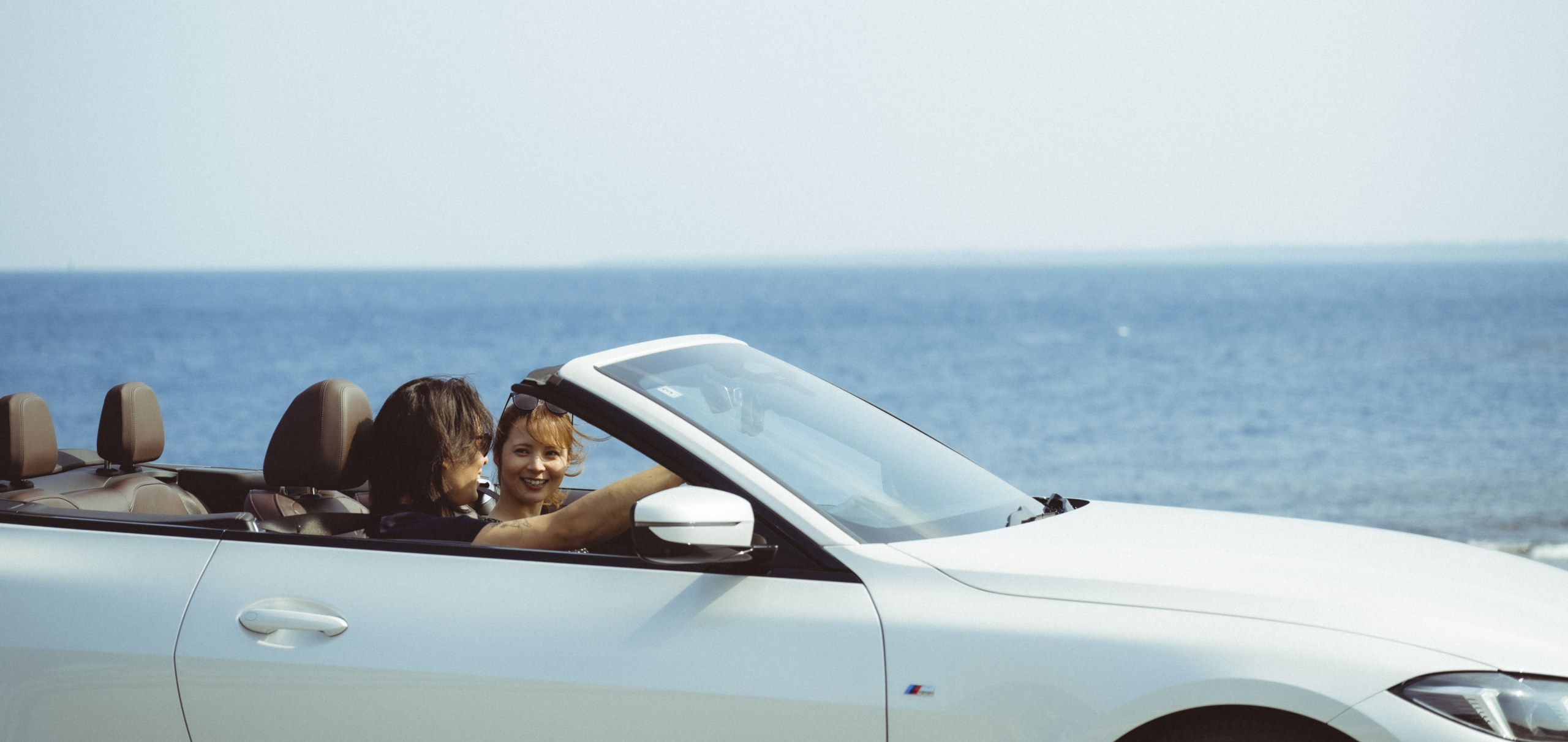 沖縄でオープンカーをレンタルするなら｜海風を感じるドライブ